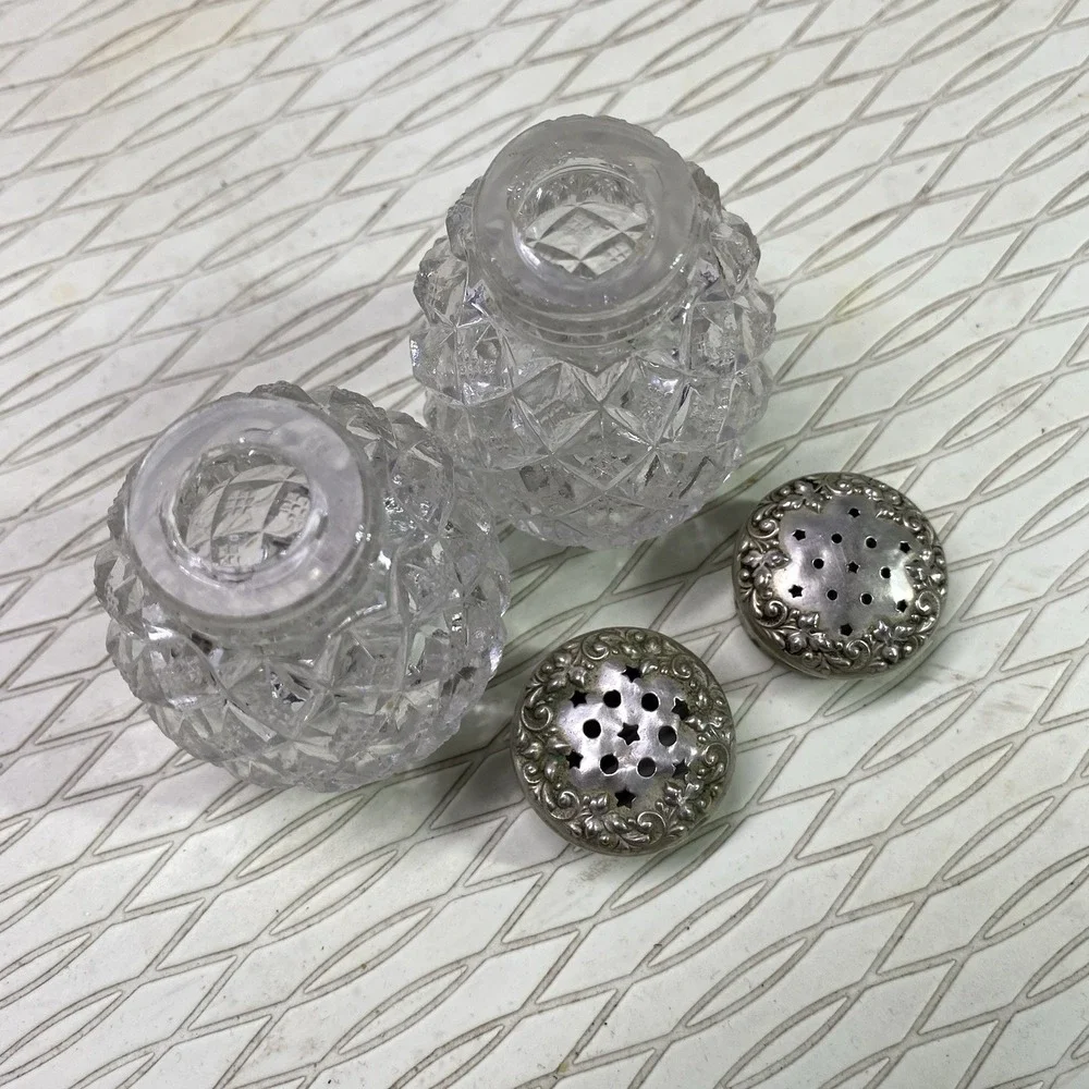 Vintage Mid Century Clear Leaded Crystal Pineapple Pattern Salt & Pepper Shakers